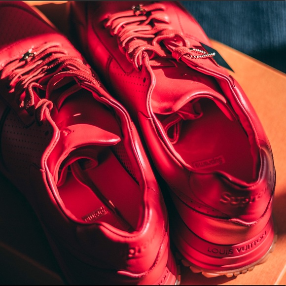 NEW 2017 LOUIS VUITTON X SUPREME RUN AWAY SNEAKERS - Picture 8 of 8